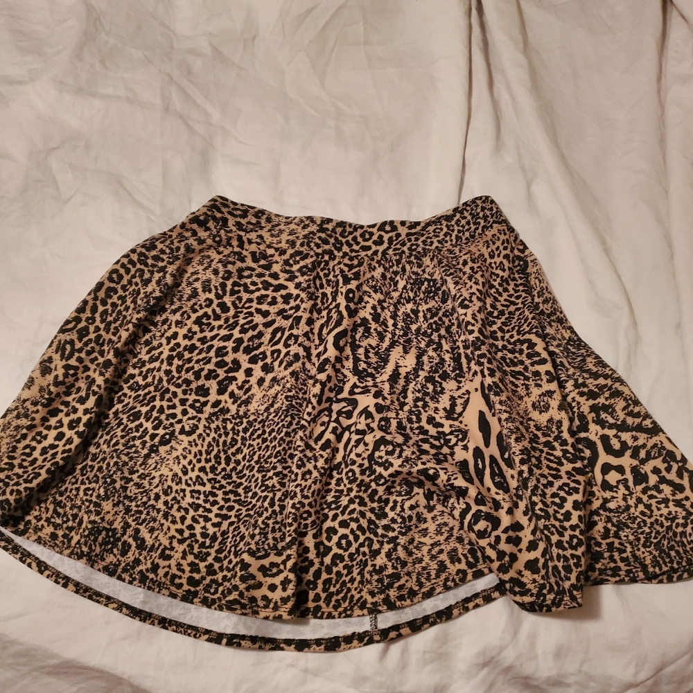 Cheetah flowy skirt